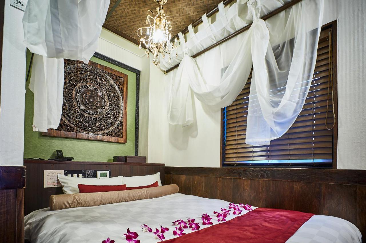 Hotel Petit Bali Ikebukuro (Adults Only) Tokio Zewnętrze zdjęcie